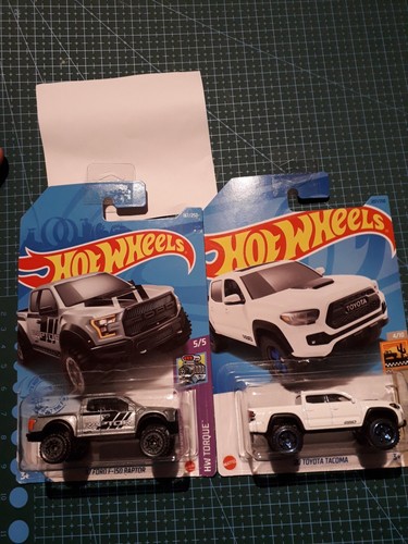 Hot wheels pair pickups 20 - wheels, '20
